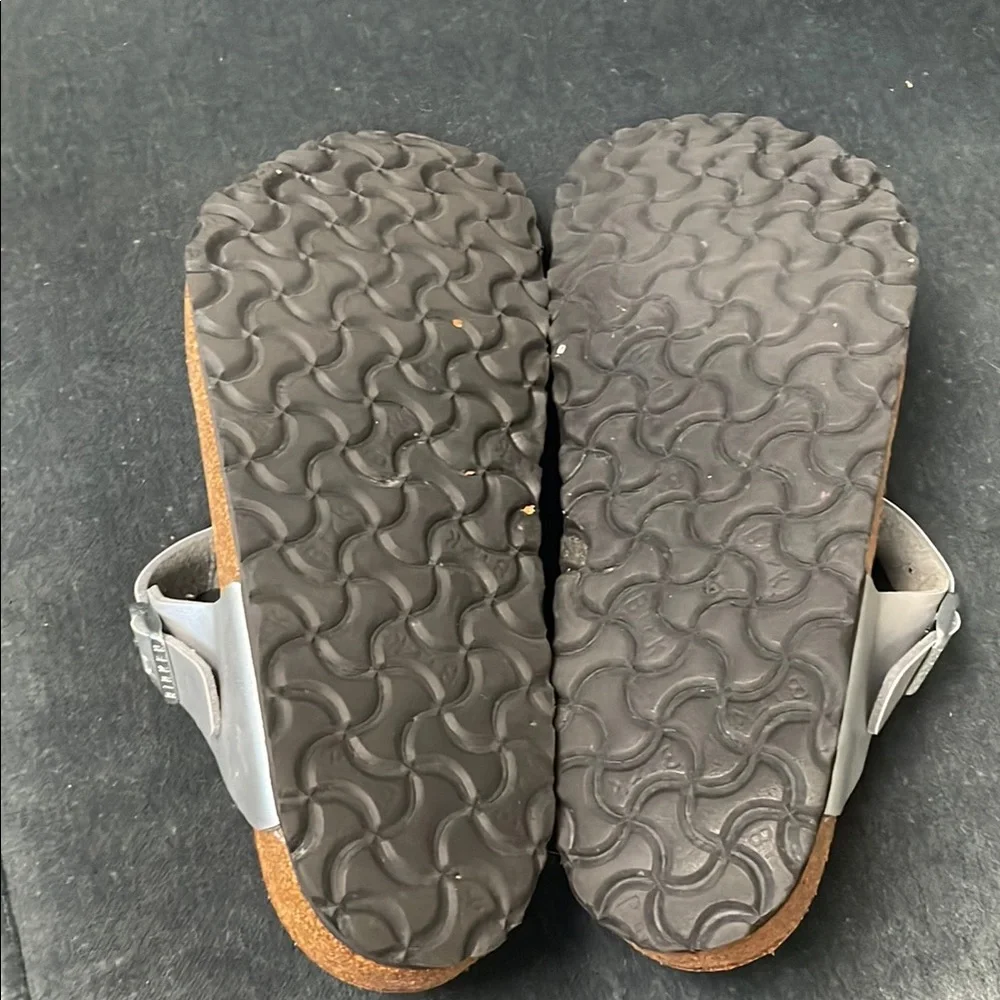 Birkenstock Light Gray Thong Sandals - Picture 2 of 3